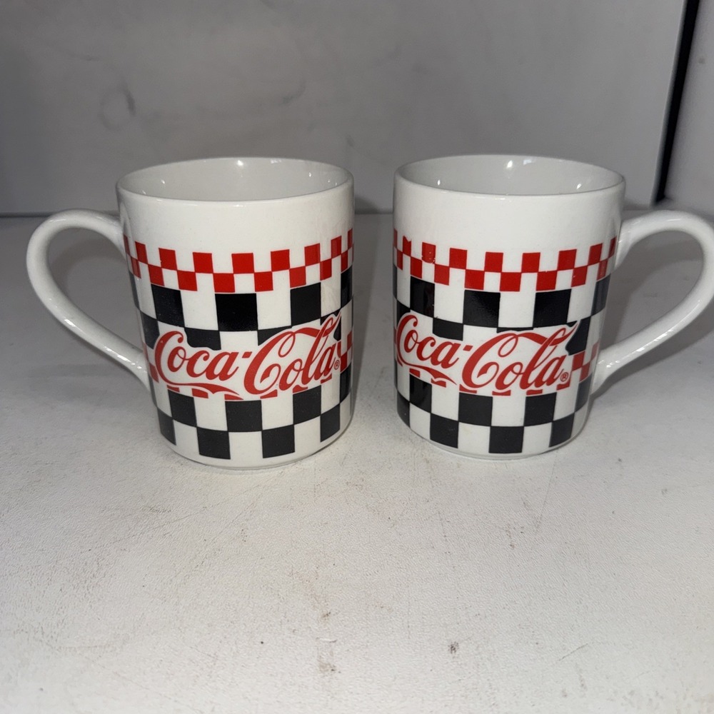Vintage Coca-Cola Mugs 1996 Checkered Coffee Mugs By Gibson‎ Housewares Lot Of 2